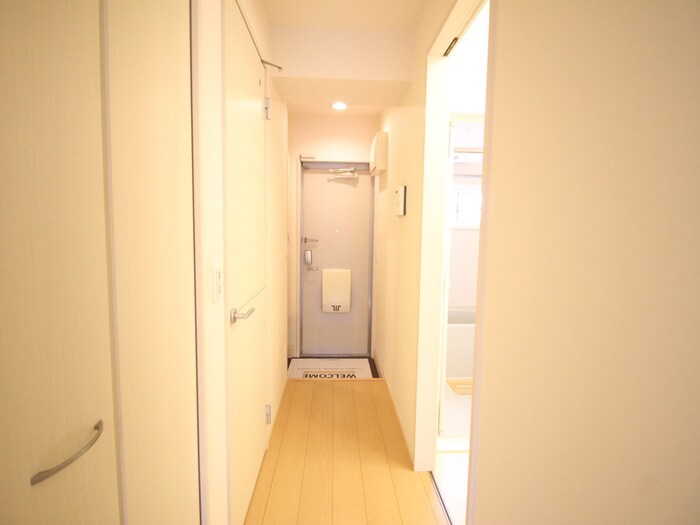 物件内観写真19　(廊下)