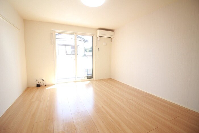 物件内観写真13　(居室)