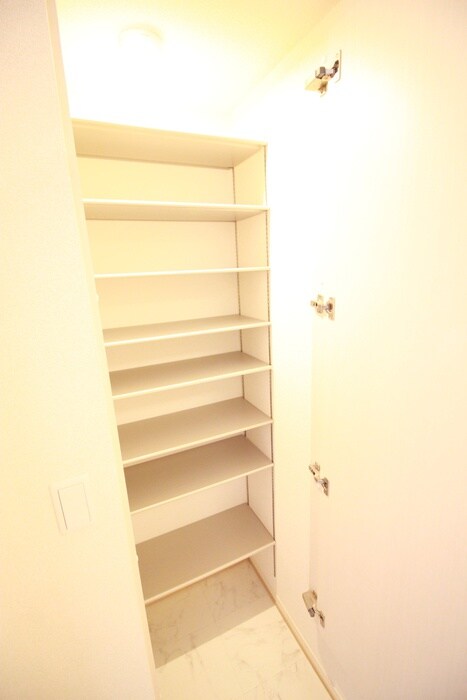 物件内観写真20　(靴箱)