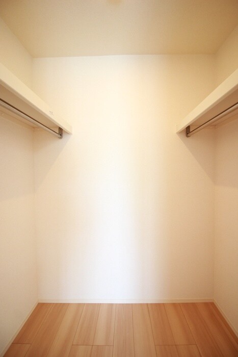 物件内観写真22　(収納)