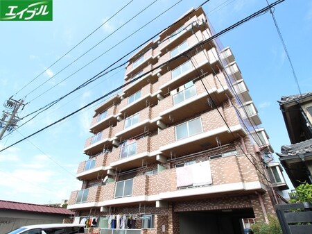 ドエルウエスト外観写真