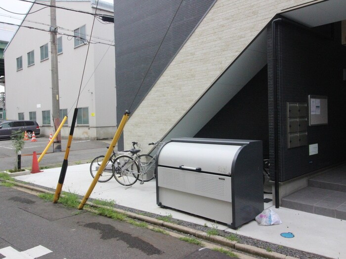 物件外観写真2　(建物設備)