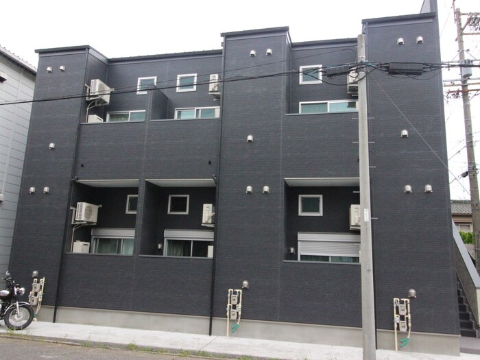 物件外観写真4　(外観写真)