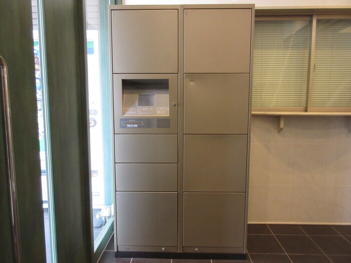 物件外観写真4　(建物設備)