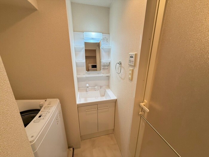 物件内観写真10　(洗面)