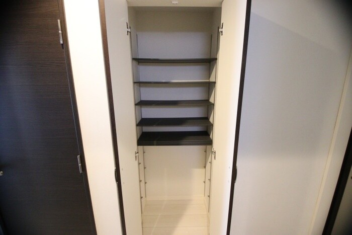 物件内観写真13　(靴箱)