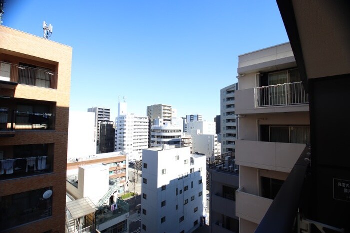 物件内観写真16　(室内からの展望)