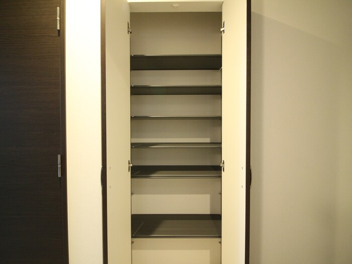 物件内観写真17　(靴箱)