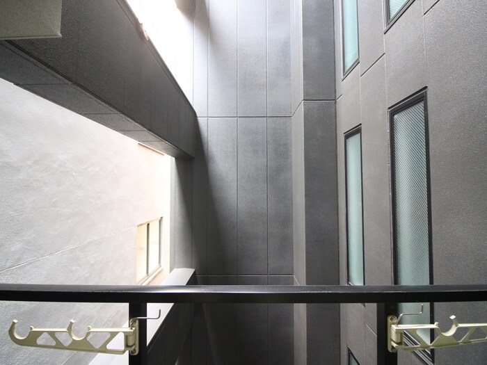 物件内観写真19　(室内からの展望)