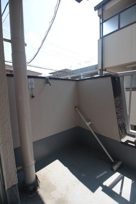 物件内観写真18　(洗濯機置場)