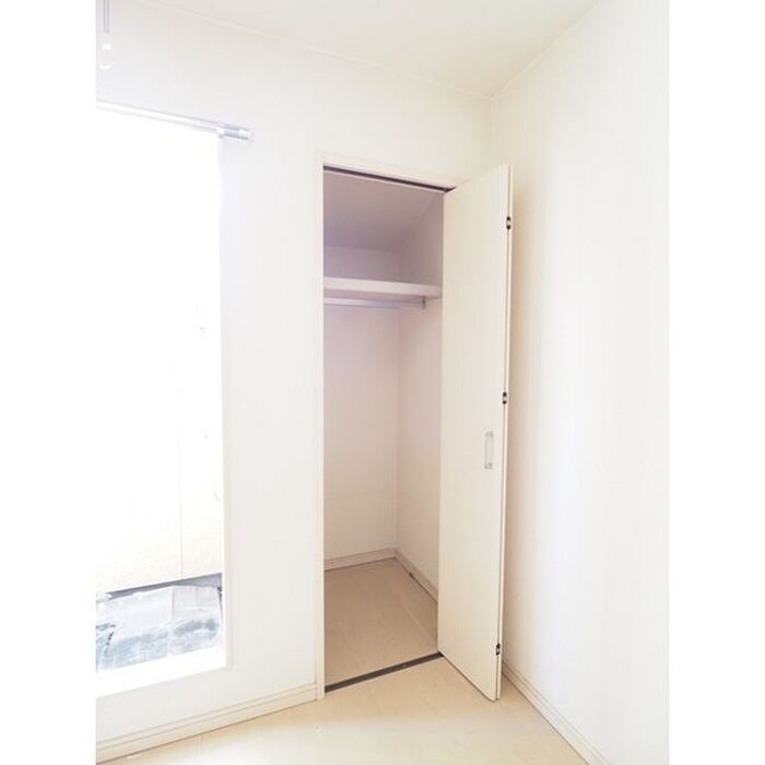 物件内観写真10　(収納)