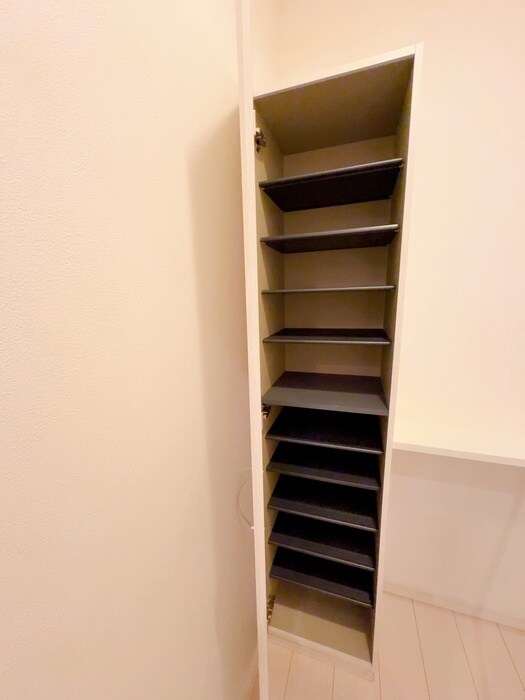 物件内観写真18　(靴箱)