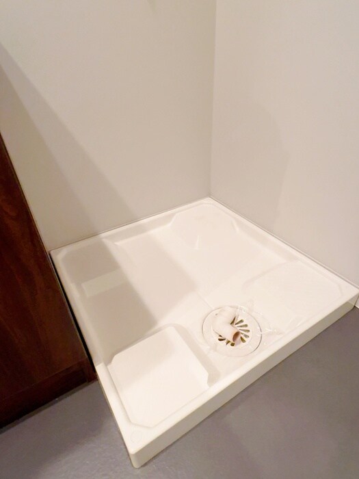 物件内観写真20　(洗濯機置場)