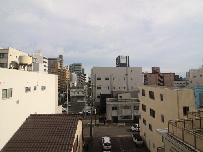 物件内観写真19　(室内からの展望)