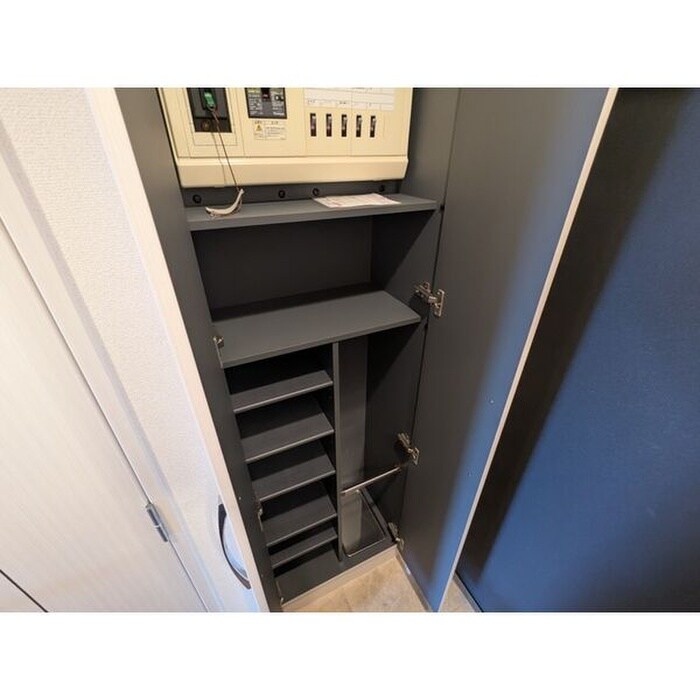 物件内観写真10　(靴箱)