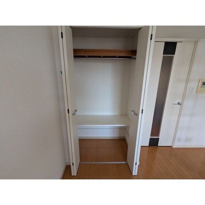 物件内観写真11　(収納)