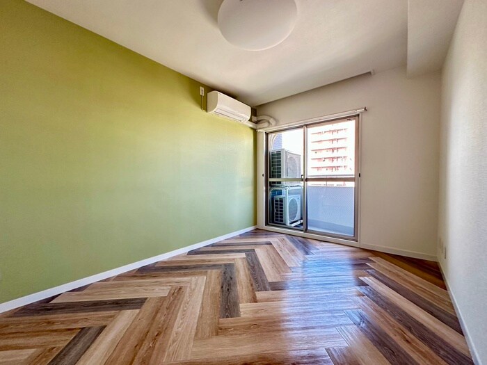 物件内観写真8　(居室)