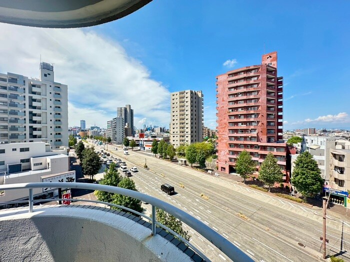 物件内観写真16　(室内からの展望)