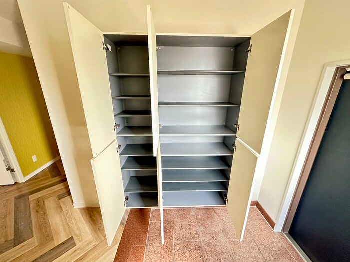 物件内観写真18　(靴箱)