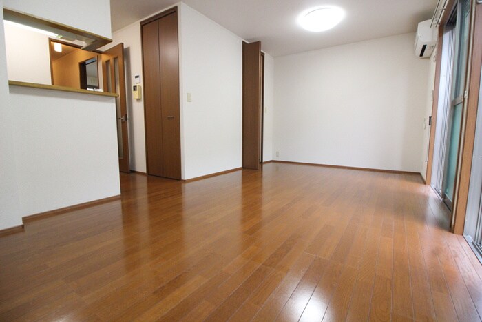 物件内観写真8　(居室)