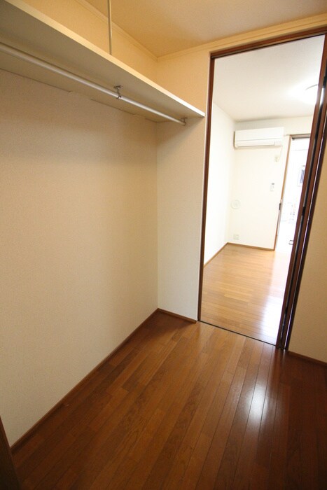 物件内観写真11　(収納)