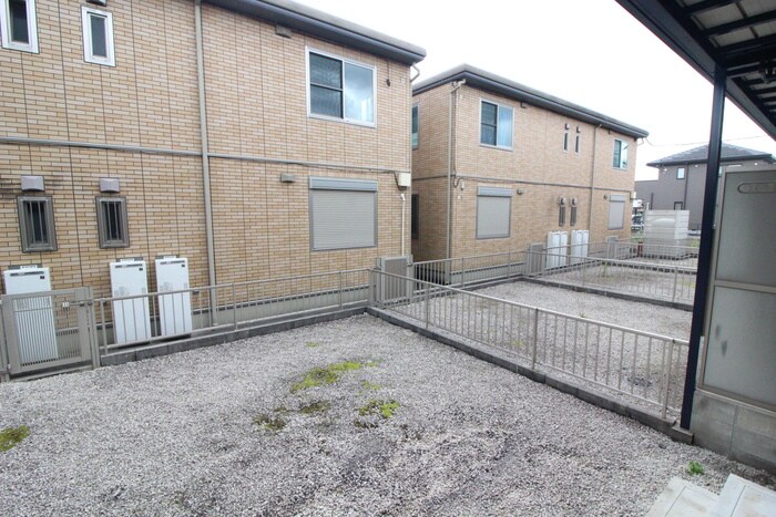 物件内観写真22　(室内からの展望)