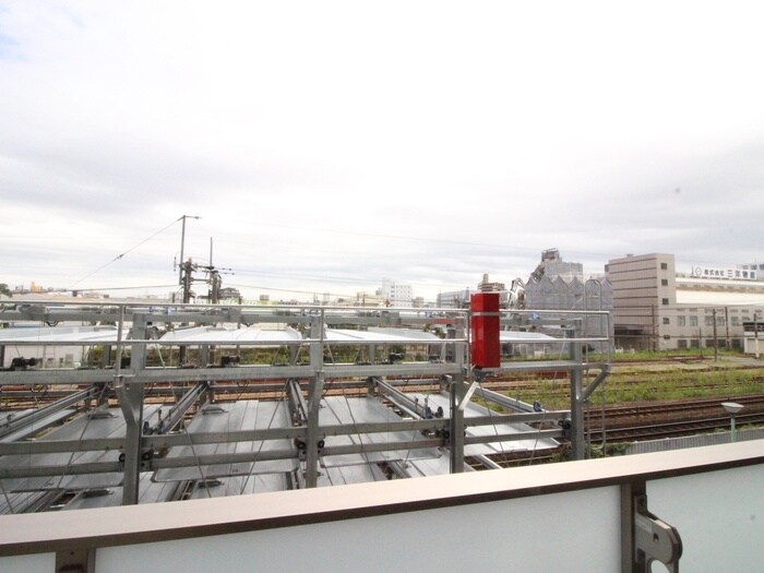 物件内観写真14　(室内からの展望)