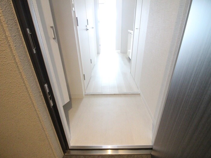 物件内観写真21　(玄関)