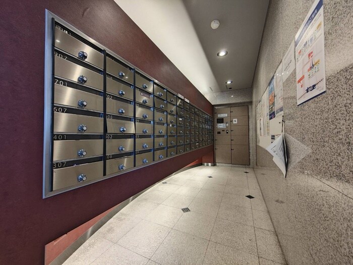 物件外観写真6　(建物設備)