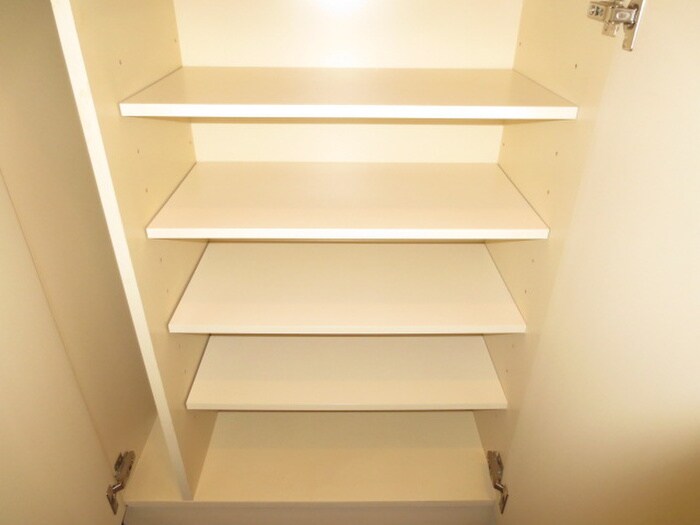 物件内観写真13　(靴箱)