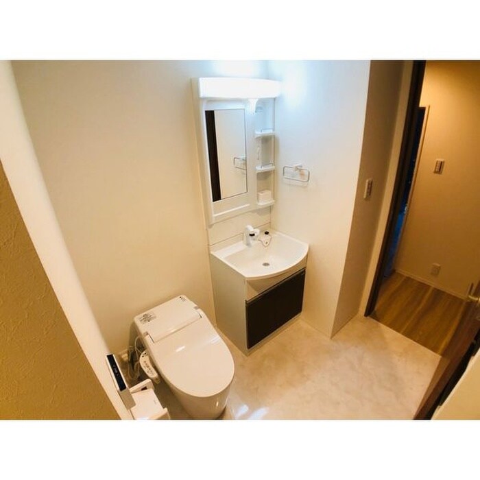 物件内観写真11　(トイレ)