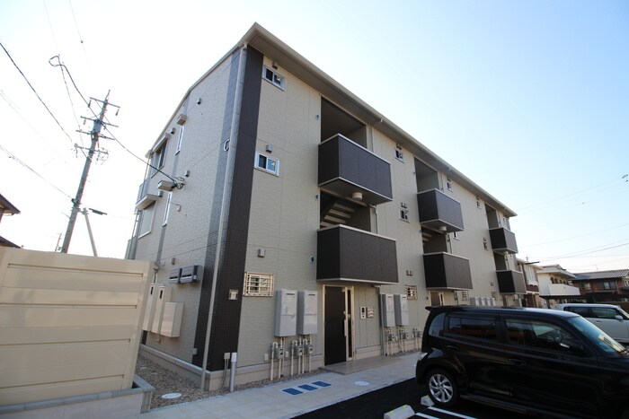 物件外観写真3　(外観写真)