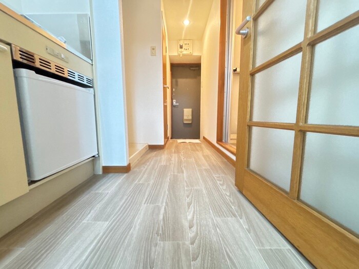 物件内観写真17　(廊下)