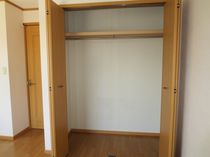 物件内観写真9　(収納)