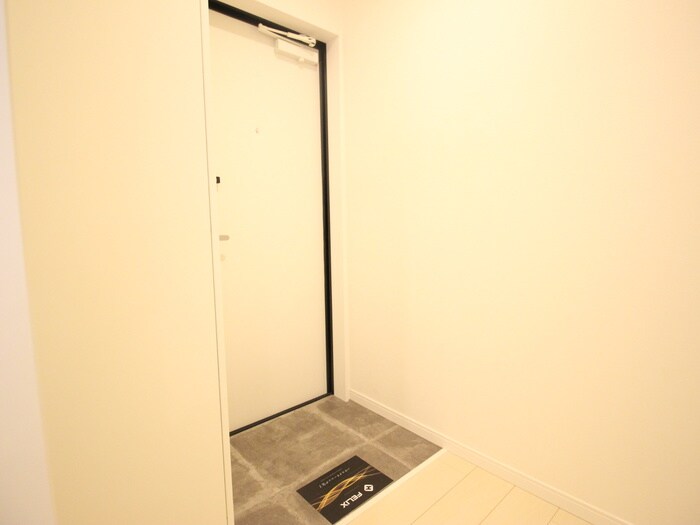 物件内観写真19　(玄関)