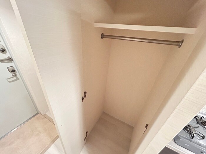 物件内観写真16　(収納)