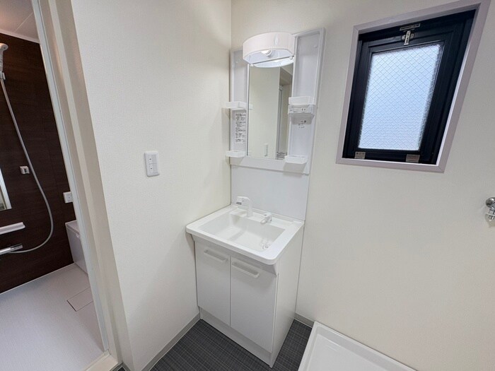 物件内観写真13　(洗面)