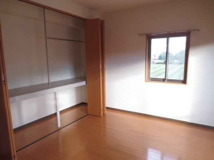 物件内観写真18　(居室)