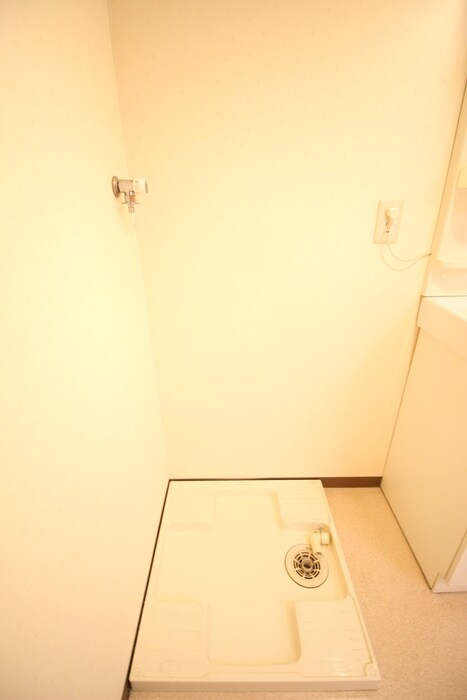 物件内観写真20　(洗濯機置場)