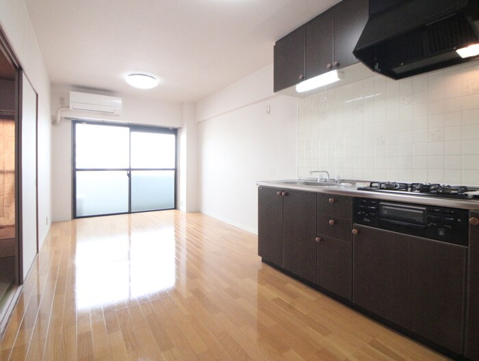 物件内観写真7　(居室)