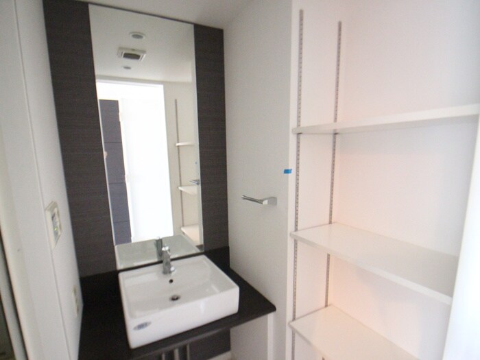 物件内観写真14　(洗面)