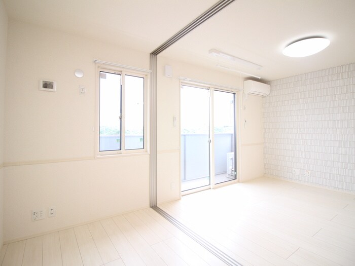 物件内観写真17　(居室)