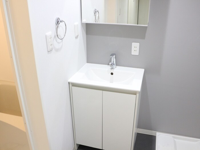 物件内観写真12　(洗面)