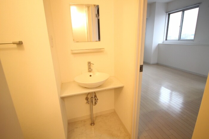 物件内観写真9　(洗面)