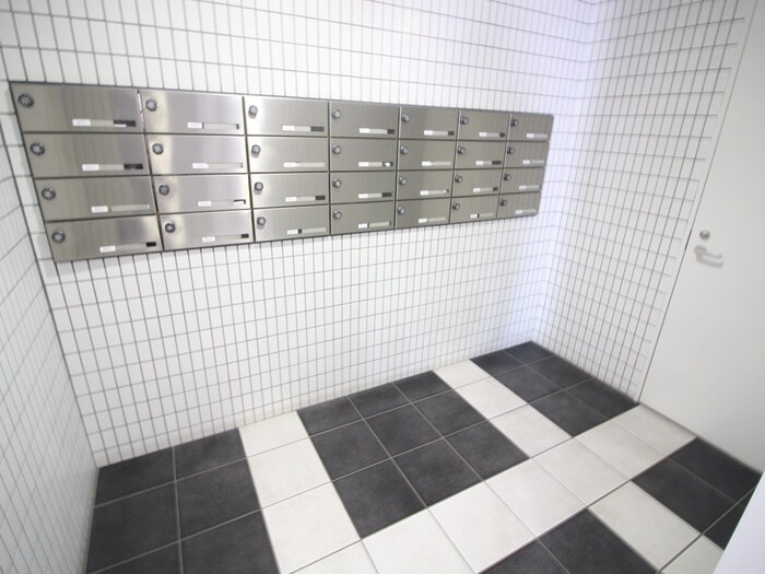 物件外観写真6　(建物設備)