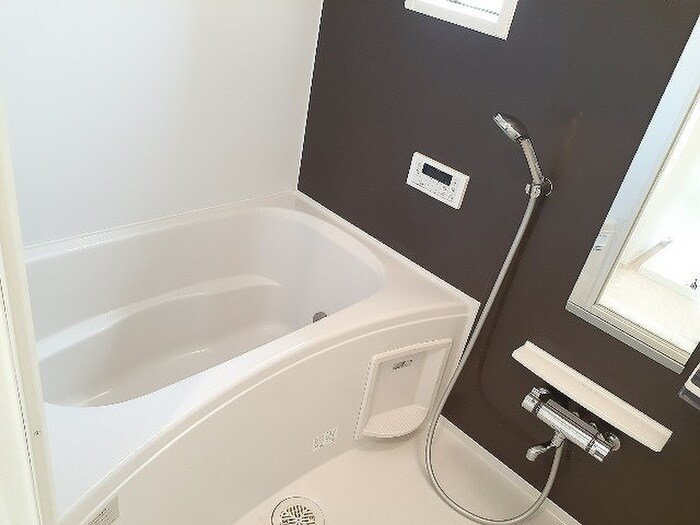物件内観写真9　(バス／シャワールーム等)