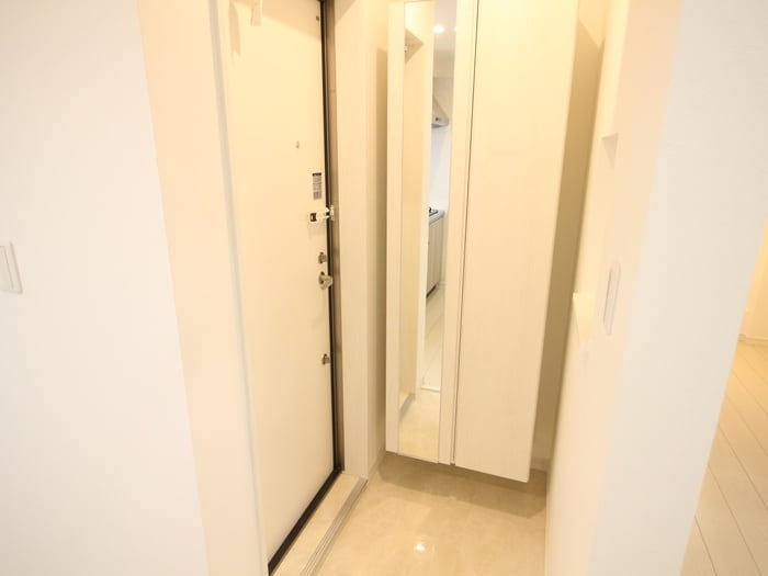 物件内観写真15　(玄関)