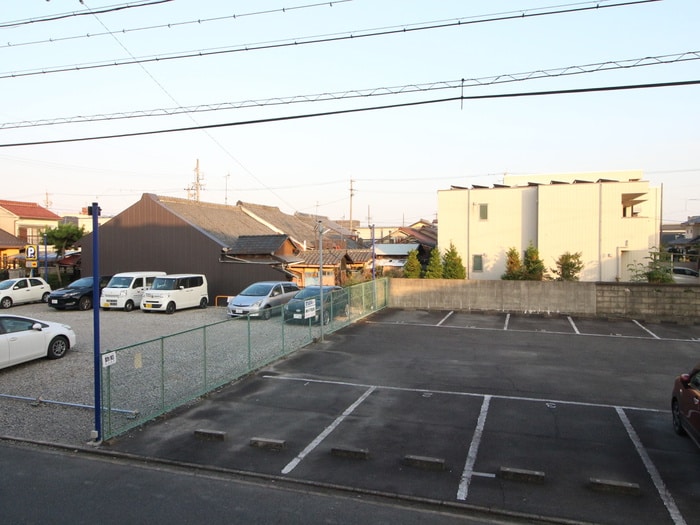 物件内観写真17　(室内からの展望)