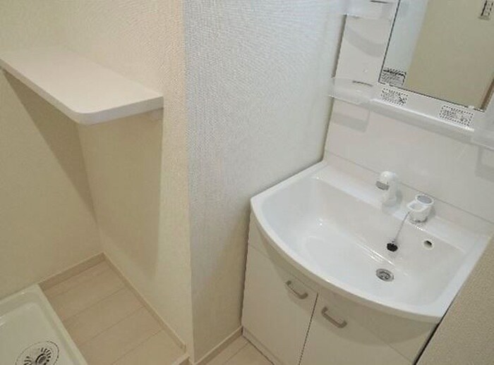 物件内観写真10　(洗面)