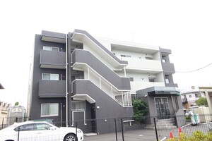 ノスタルジー弥生外観写真